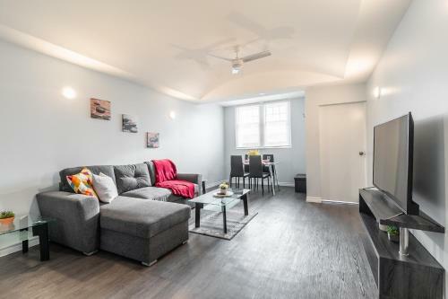 Apartamento Bright & Spacious 2br Apt With Netflix, Near Dt Hamilton!