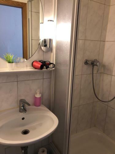 Hostal Hotel P�tz Garni