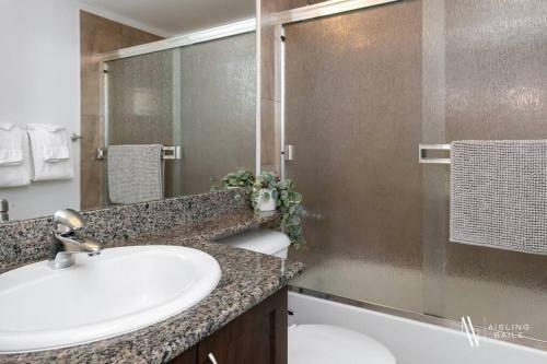 Apartamento Chic Retreat, Modern, Pool, Hot Tub, Gym