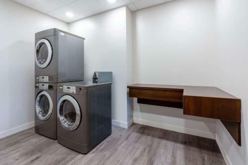 Hotel Microtel Inn & Suites By Wyndham Kanata