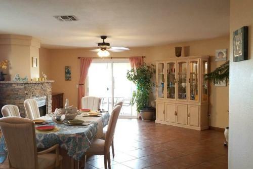 Beautifully Remodeled House With Great Mountain Views.