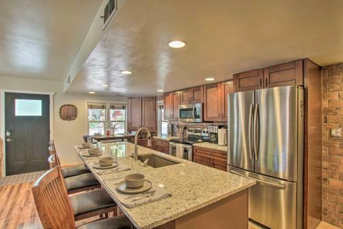 Peaceful Payson North Retreat With Fire Pit!