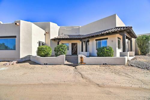 Desert Sanctuary With Striking Mountain Views