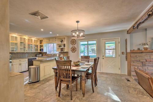 Knotty Pine Retreat With Private Hot Tub!