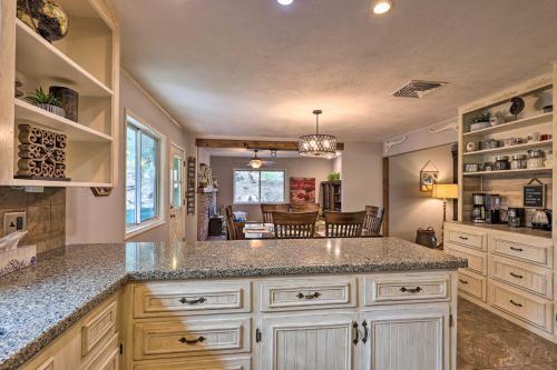 Knotty Pine Retreat With Private Hot Tub!