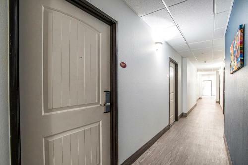 Sierra Vista Studio Apartment With Full Kitchen And King Bed