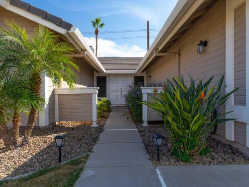 Stylish Tempe Getaway