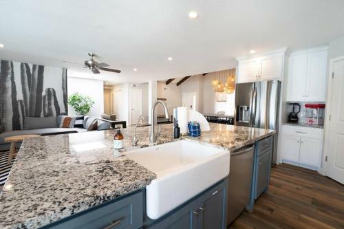 Sanctuary Lodge In Tempe By Homeslice Stays