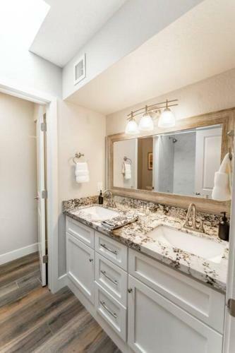 Sanctuary Lodge In Tempe By Homeslice Stays