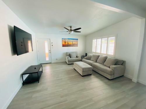 Upscale Tempe Getaway