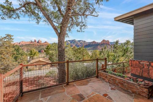 Red Rock Rhapsody In Uptown Sedona