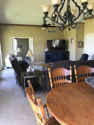 Villa Anglers Ridge