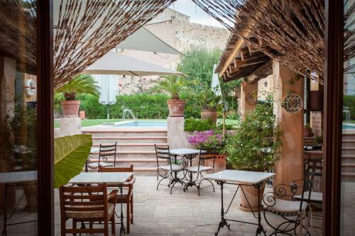 Petit Hotel Alaro
