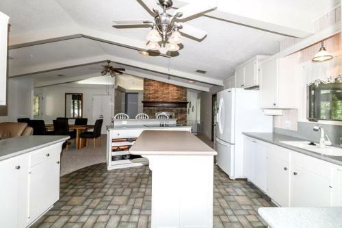 05244 - 44 Pego Circle