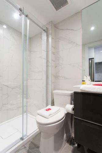 Apartamento The Santamaria Golden Palms Studio By Den Stays