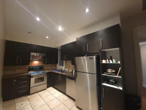 Lincoln Montreal Downtown II Pet Friendly II Room A