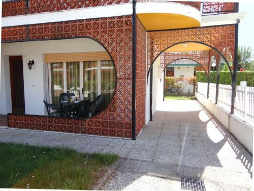 Beautiful Villa With Garden For 8 - Swimming Pools