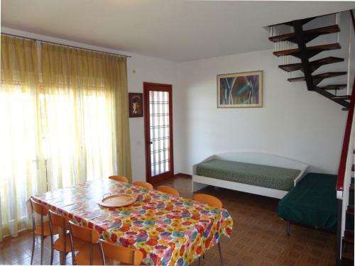 Beautiful Villa With Garden For 8 - Swimming Pools