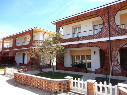 Villa In Residence With Swimming Pool Excellent Location