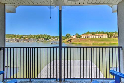 Apartamento Gated And Convenient Lakefront Lake Hamilton Condo!