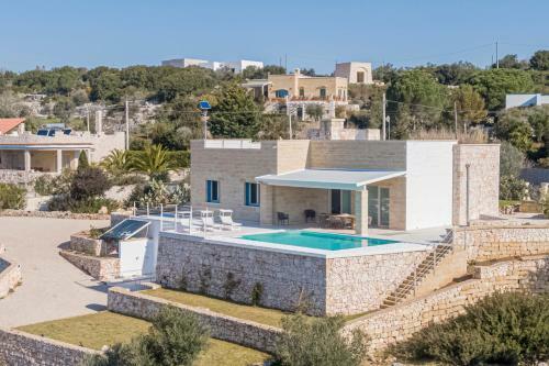 Villa Porta Azzurra By Posarellivillas