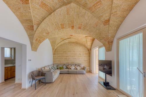 Villa Porta Azzurra By Posarellivillas