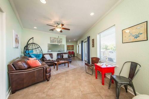 Apartamento Unique, Lakefront Corner Condo With 2 En Suite Brs