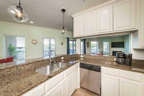 Apartamento Unique, Lakefront Corner Condo With 2 En Suite Brs