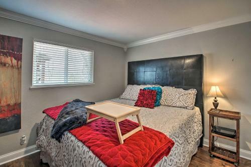Luxe Home With Deck Mins To Lake And Natl Park!