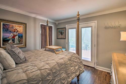 Luxe Home With Deck Mins To Lake And Natl Park!