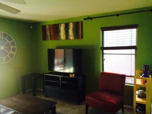 Silverbell Tree Dr Vacation Home Tucson!