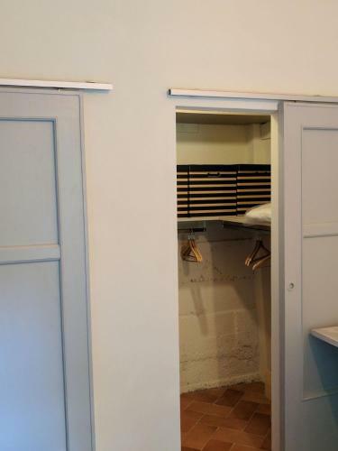 Hostal Agula Relais Camera Matrimoniale