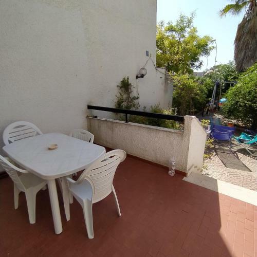 Puglia, Gargano,villa Indipendente Con Parcheggio.