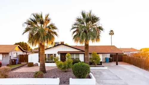 Phoenix Bohemian Hideaway