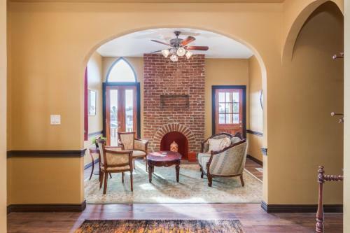 Norton Inn Bed & Breakfast And Wedding Venue