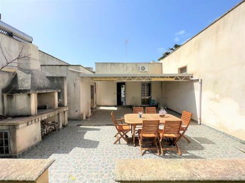 Villa Climatizzata Fronte Mare Con Grande Patio Esterno