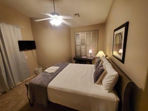 Phoenix II Minutes To Airport And Downtown