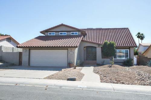 Htd Pool/ Bbq/ Putting Green/ 15 Mi To The Airport