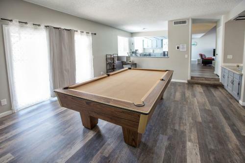 Htd Pool/ Bbq/ Putting Green/ 15 Mi To The Airport
