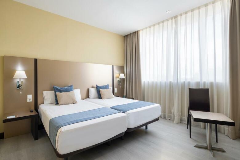 Hotel Route 42