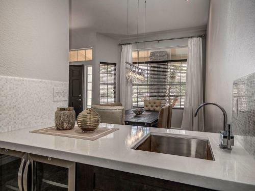 Luxury North Scottsdale Home With Pool