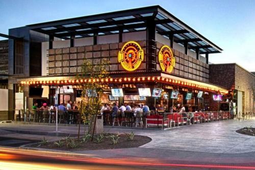 Hideaway On Highland