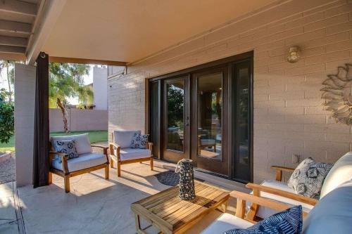 North Scottsdale Retreat W Resort Like Backyard