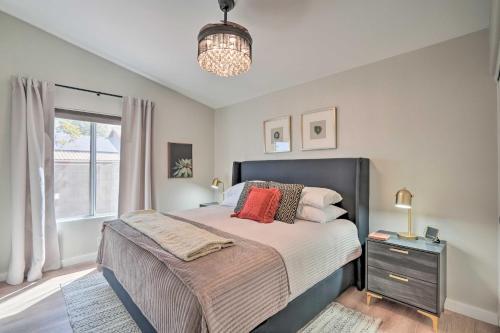 Contemporary Phoenix Gem With Putting Green!
