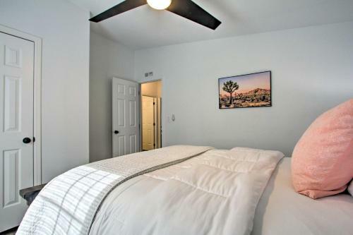 Family-friendly Phoenix Home 34 Mi To Dtwn!