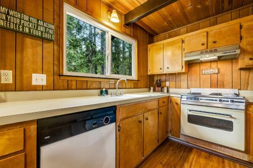 Sugar Pine Chalet