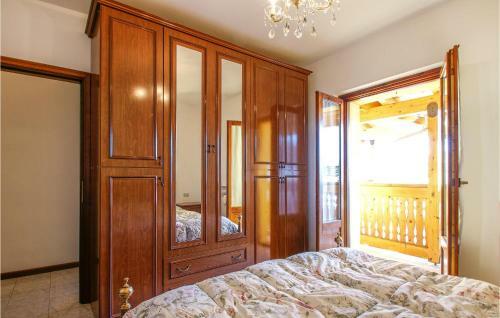 Beautiful Home In Dosso Del Liro With 2 Bedrooms