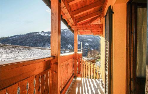 Beautiful Home In Dosso Del Liro With 2 Bedrooms