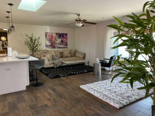 Apartamento Jacuzzi And Park Bliss By Homeslice Stays