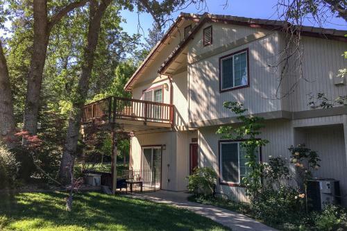 Willard Lake House